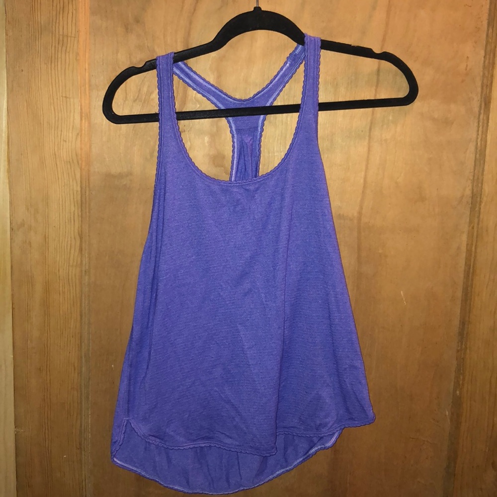 Lululemon tank top!